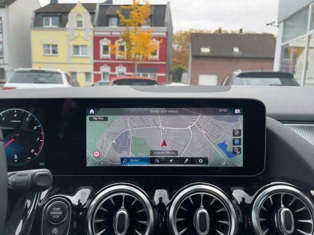 Mercedes-Benz B-KLASSE 180 ADVANTAGE / LED/ NAVI / FULL / RIJKLAAR