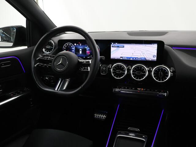 Mercedes-Benz B-KLASSE 180 AMG Line | Panoramadak | Night pakket | Distronic |