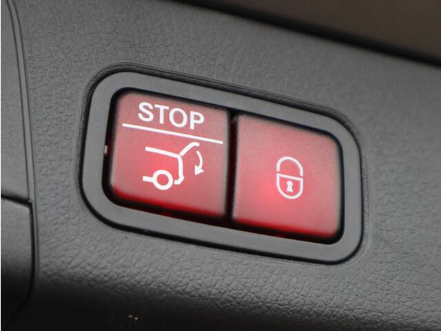 Mercedes-Benz B-KLASSE 180 Business Solution AMG