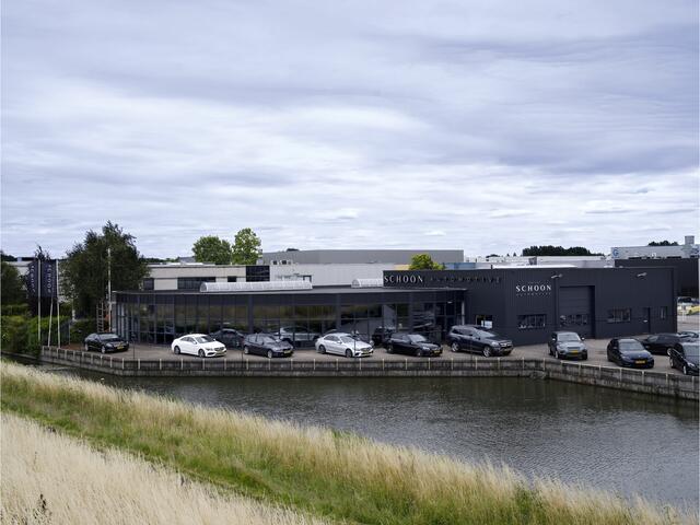 Mercedes-Benz B-KLASSE 180 Business Solution AMG | PANO | CAMERA |