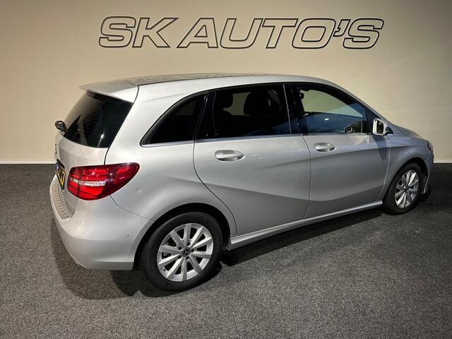 Mercedes-Benz B-KLASSE 180 AMBITION NAP l AUTOMAAT l NAVI l CRUISE l PDC l