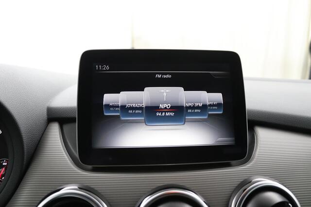 Mercedes-Benz B-KLASSE 180 Lease Edition Plus BOVAG Garantie | Navigatie | Automaat | Trekhaak | PDC