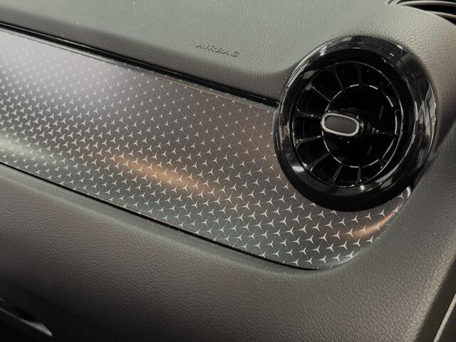 Mercedes-Benz B-KLASSE 180 Star Edition Luxury Line 17 inch trekhaak camera