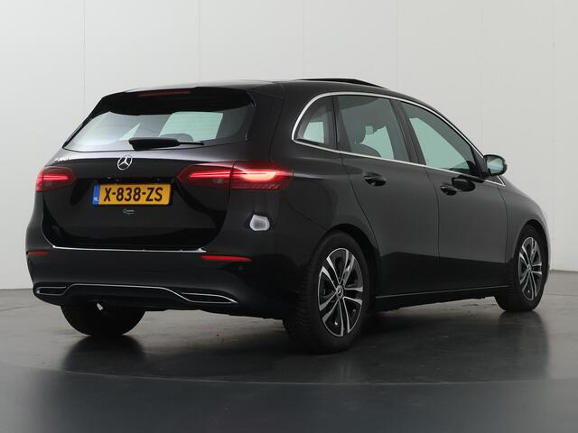 Mercedes-Benz B-KLASSE 180 Business Line | Panoramadak | Stoelverwarming | Achteruitrijcamera | Thermotronic |