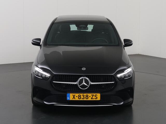 Mercedes-Benz B-KLASSE 180 Business Line | Panoramadak | Stoelverwarming | Achteruitrijcamera | Thermotronic |