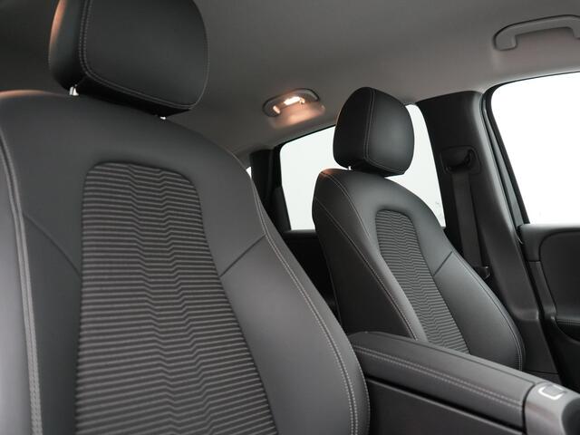 Mercedes-Benz B-KLASSE 250 e Luxury Line Plug In Hybrid 218pk Dealer O.H. PHEV | Trekhaak Af Fabriek | Adaptive | 360 Camera | Multi Beam LED | Widescreen Navi | Lederen Sportstoelen | Apple Carplay | Navigatie | DAB |
