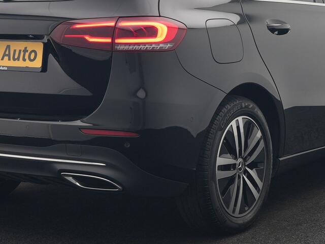 Mercedes-Benz B-KLASSE 250 e Luxury Line Plug In Hybrid 218pk Dealer O.H. PHEV | Trekhaak Af Fabriek | Adaptive | 360 Camera | Multi Beam LED | Widescreen Navi | Lederen Sportstoelen | Apple Carplay | Navigatie | DAB |