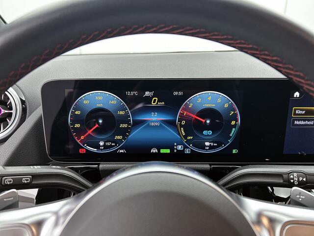 Mercedes-Benz B-KLASSE 250 e AMG Plug-In Hybride | Achteruitrijcamera | Multispaaks Velgen | Distronic | Sfeerverlichting | Nightpakket | Inclusief 24 maanden MB Certified garantie voor Europa.