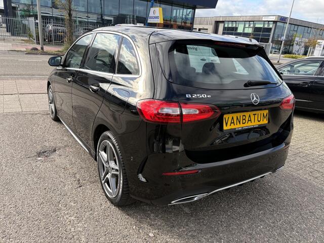 Mercedes-Benz B-KLASSE 250 e Bus. Sol. AMG