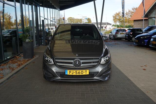 Mercedes-Benz B-KLASSE 180 Activity Edition | Navi | Cruise Control | Parkeersensoren