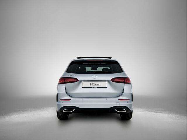 Mercedes-Benz B-KLASSE 250 e Business Solution AMG | Premium Plus pakket | Trekhaak | Nightpakket | GUARD 360 ° Vehicle protection Plus | Panoramadak | Memorypakket | Head-up Display | 360°-camera | MULTIBEAM LED |