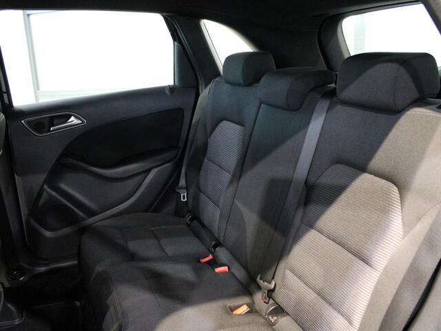Mercedes-Benz B-KLASSE 180 d Business Solution
