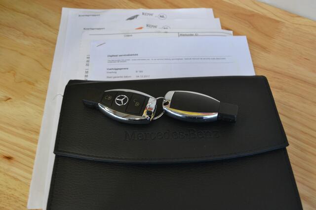 Mercedes-Benz B-KLASSE 180 AMG styling AUTOMAAT