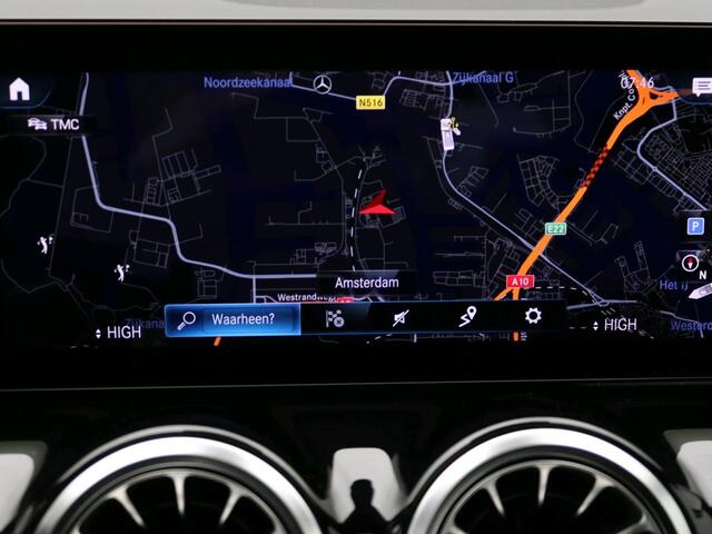 Mercedes-Benz B-KLASSE 180 Business Solution AMG AMG Line | Night Pakket | Panorama Schuif-Kanteldak | Memory Voorstoelen | MultiBeam Ledkoplampen | Inclusief 24 maanden MB Certified garantie voor Europa.