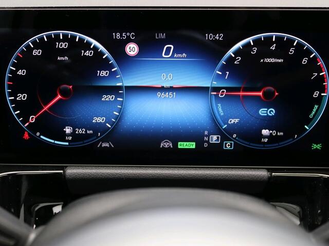 Mercedes-Benz B-KLASSE 250 e Business Solution AMG Limited Trekhaak | AMG Line | Night Pakket | Panorama Schuif-Kanteldak | Memory voorstoelen | Distronic. Inclusief 24 maanden MB Certified garantie voor Europa.