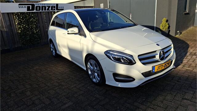 Mercedes-Benz B-KLASSE 200 Prestige AUTOMAAT - panoramadak - NAVIGATIE