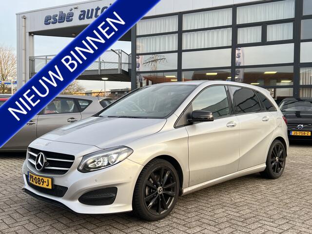 Mercedes-Benz B-KLASSE 180 Automaat Ambition Navigatie Trekhaak Camera Led Koplampen Leder 18 Inch AMG Velgen Parkeersensoren V+A Extra Getint Glas NL Auto