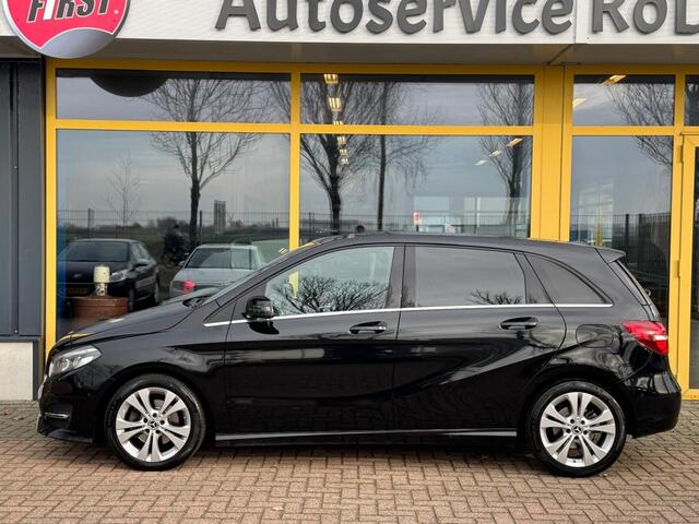 Mercedes-Benz B-KLASSE 180 Activity Edition | LEER | AUTOMAAT |