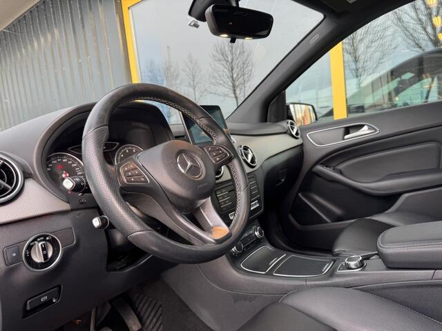 Mercedes-Benz B-KLASSE 180 Activity Edition | LEER | AUTOMAAT |