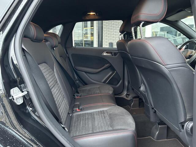 Mercedes-Benz B-KLASSE 180 Ambition AMG Styling | Stoelverwarming | Achteruitrijcamera
