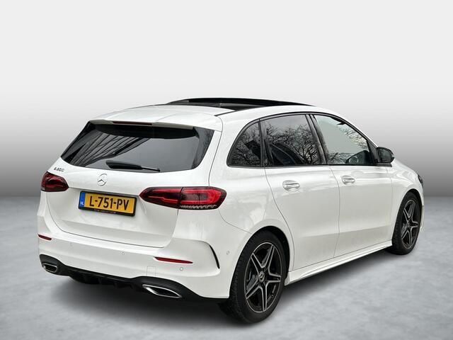 Mercedes-Benz B-KLASSE 200 AMG Line | Panoramadak | Rijassistentie|