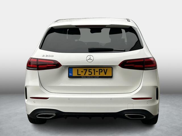 Mercedes-Benz B-KLASSE 200 AMG Line | Panoramadak | Rijassistentie|