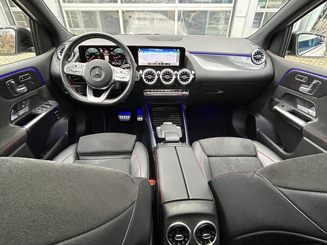 Mercedes-Benz B-KLASSE 200 AMG Line | Panoramadak | Rijassistentie|