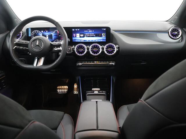 Mercedes-Benz B-KLASSE 250 e AMG Line | Panoramadak | Trekhaak | Stoelverwarming |