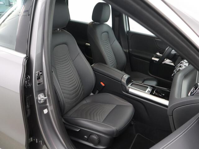 Mercedes-Benz B-KLASSE 250 e Business Line | Trekhaak | Distronic | Stoelverwarming |