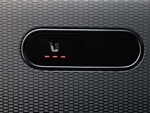 Mercedes-Benz B-KLASSE 180 Business Solution | Panoramadak | Stoelverwarming | Carplay | Camera | Half leder | Navigatie | Park Assist | Keyless | Widescreen | Full LED