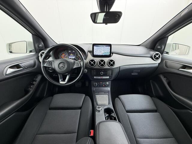 Mercedes-Benz B-KLASSE 200 d Business Solution 2143cc Trekhaak Navigatie Led Automaat GEEN POLITIE !!
