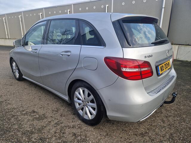 Mercedes-Benz B-KLASSE 180 Lease Edition Plus