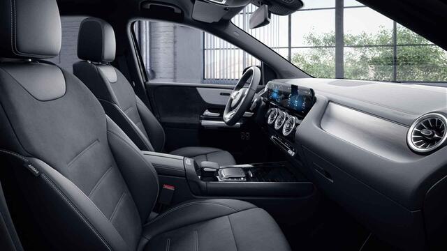 Mercedes-Benz B-KLASSE 250 e AMG Line | Night pakket | Trekhaak | 360 camera | Dodehoekassistent |