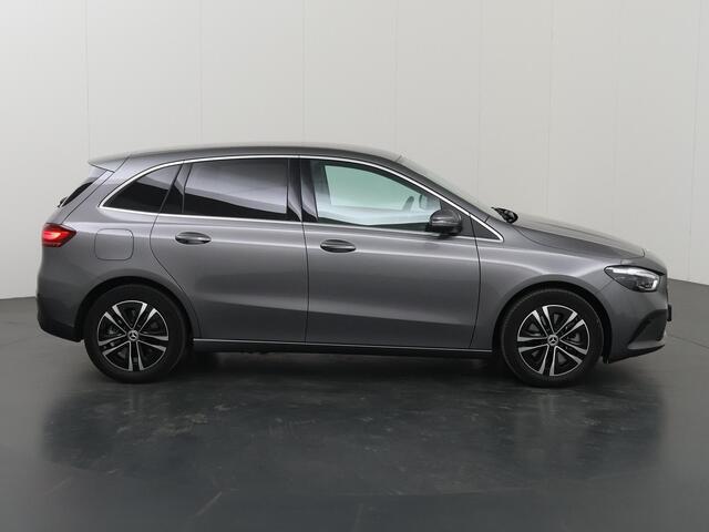 Mercedes-Benz B-KLASSE 250 e Business Solution | Trekhaak | Distronic | Elektrische achterklep | Multibeam |