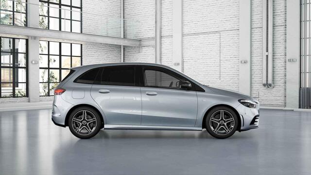 Mercedes-Benz B-KLASSE 250 e Business Solution AMG | Night pakket | Distronic | Panoramadak | Elektrische achterklep |