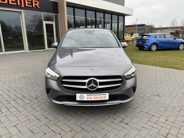 Mercedes-Benz B-KLASSE 200 Trekhaak I Navi I Camera