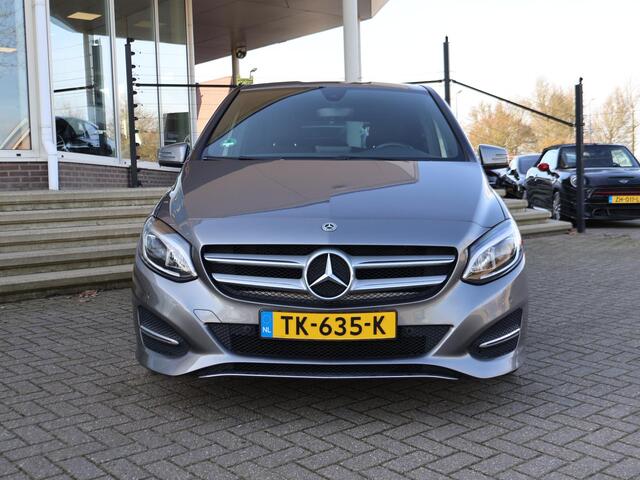 Mercedes-Benz B-KLASSE 180 AUT. + 19 INCH LMV | TREKHAAK | LED | CAMERA | STOELVERW. | NAVIGATIE