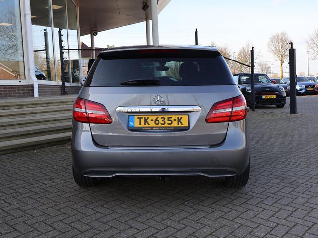 Mercedes-Benz B-KLASSE 180 AUT. + 19 INCH LMV | TREKHAAK | LED | CAMERA | STOELVERW. | NAVIGATIE