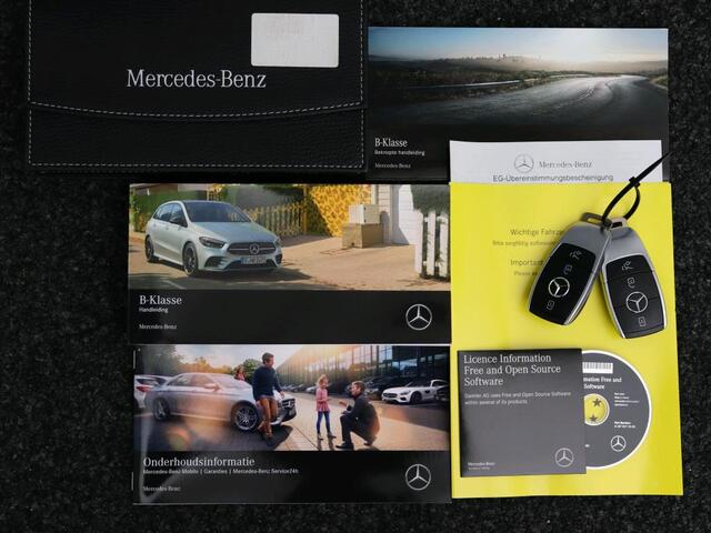 Mercedes-Benz B-KLASSE 180 Advantage Ledkoplampen | EASY PACK achterklep | Parkeerpakket met achteruitrijcamera. Inclusief 48 maanden MB Certified garantie voor Europa.