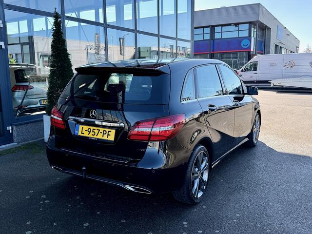 Mercedes-Benz B-KLASSE 180 Prestige NAVI ECC CRUISE