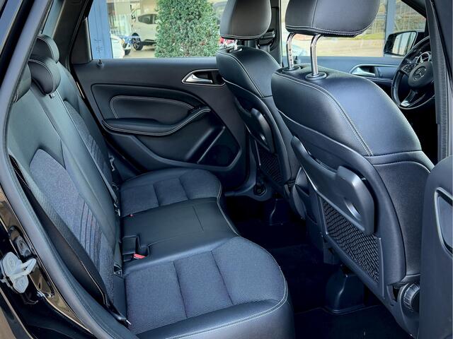 Mercedes-Benz B-KLASSE 180 Prestige NAVI ECC CRUISE