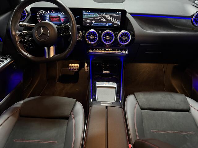 Mercedes-Benz B-KLASSE 200 AMG Line * Panoramadak * Sfeerverlichting * Head-Up * 360 Cam *