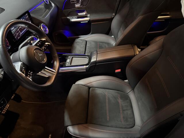 Mercedes-Benz B-KLASSE 200 AMG Line * Panoramadak * Sfeerverlichting * Head-Up * 360 Cam *