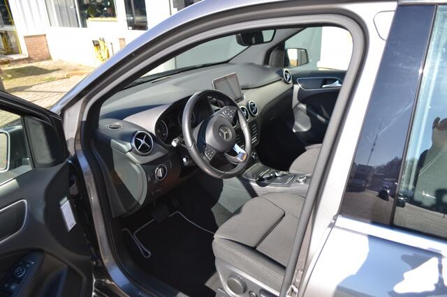 Mercedes-Benz B-KLASSE 180 Bns Solution AUTOMAAT
