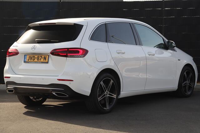 Mercedes-Benz B-KLASSE 250 e PHEV Advantage | Navigatie | Cruise Control | Stoelverwarming | Climate Control | Camera