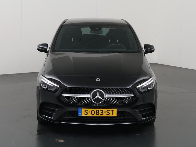 Mercedes-Benz B-KLASSE 250 e AMG Line | Widescreen | Stoelverwarming | Cruise control | Extra getint glas |