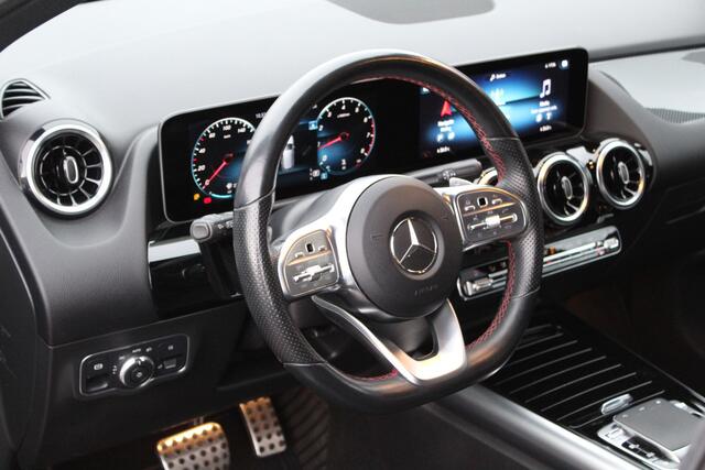 Mercedes-Benz B-KLASSE 180 Business Solution AMG | Trekhaak | Camera