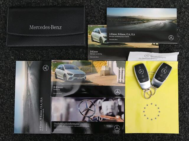Mercedes-Benz B-KLASSE 250 e Business Solution AMG | Trekhaak | Distronic | Panoramadak | Memory | Sfeerverlichting | Keyless Go | Inclusief 24 maanden Mercedes-Benz Certified garantie voor Europa.
