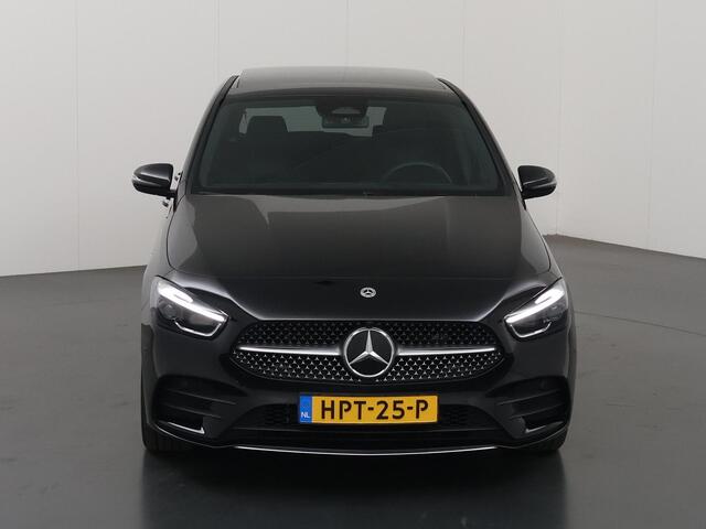Mercedes-Benz B-KLASSE 250 e Business Solution AMG | AMG | Panoramadak | Sfeerverlichting | Elektrische achterklep | Distronic |