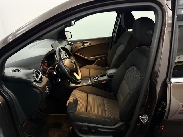 Mercedes-Benz B-KLASSE 180 d Business Airco, Camera, Navi, Keyless start, Cruise control, Lichtmetalen velgen, Stoelverwarming